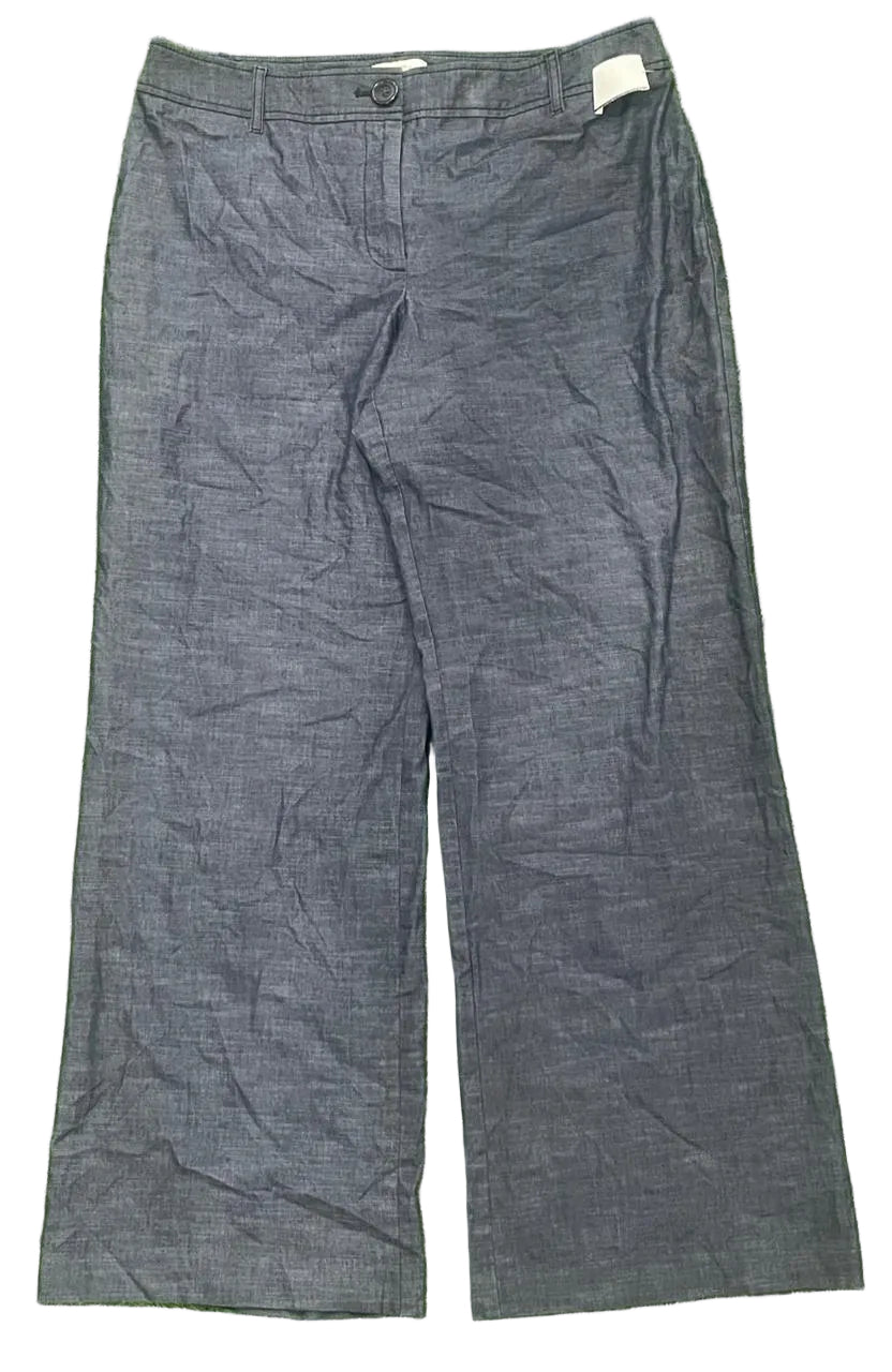 y2k Office Flared graw pant on a white plain background  